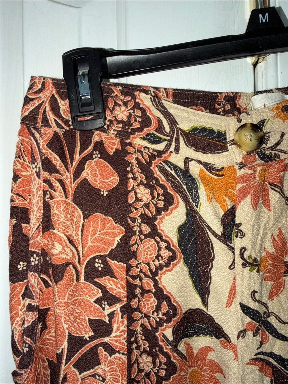Anthropologie Smocked Balloon Leg Pants Jogger Leaf Floral Beige Brown Size 4 - Picture 7 of 14